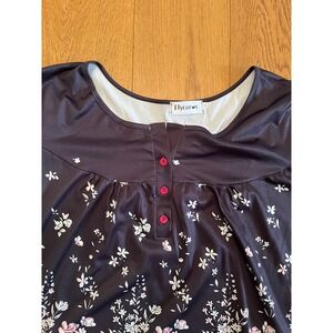 Flycurvy Floral Tunic Top Womens 3XL Black Excellent Henley Short Sleeve Blouse